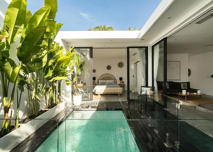 Villa Reif 3, Luxury Poolvilla, 2 Bedrooms, 100m2, Near Canggu, Quiet Location *