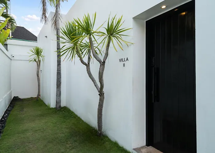 Reif 3, Luxury Poolvilla, 2 Bedrooms, 100m2, Near Canggu, Quiet Location