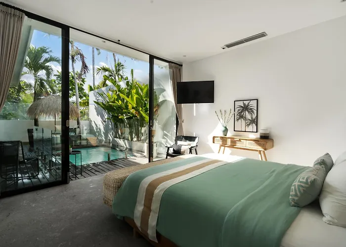 Villa Reif 3, Luxury Poolvilla, 2 Bedrooms, 100m2, Near Canggu, Quiet Location Canggu